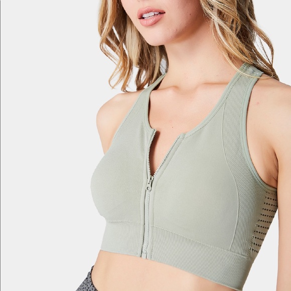 NWT Halara Sports Bra - Picture 4 of 9